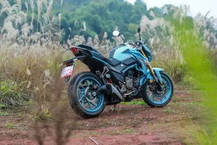 国产250摩托车大战打响,力帆kp250售价紧逼春风250nk