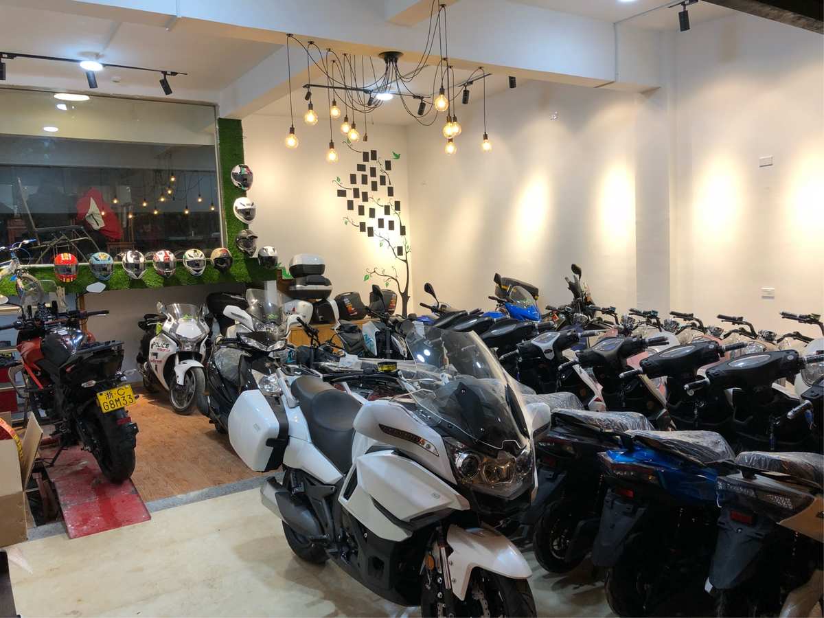 小波精品摩托车店开业啦!(新城分店) - 美篇