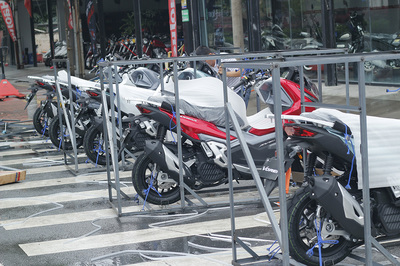 广州大邦车业连锁-大阳摩托V锐 ADV 水冷电喷踏板摩托车