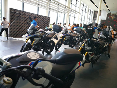 长沙瑞宝 BMW 摩托车4S中心盛大开业，引领高端摩托车销售新风尚